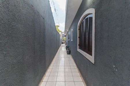 Casa para alugar com 420m², 4 quartos e 5 vagasCorredor Lateral