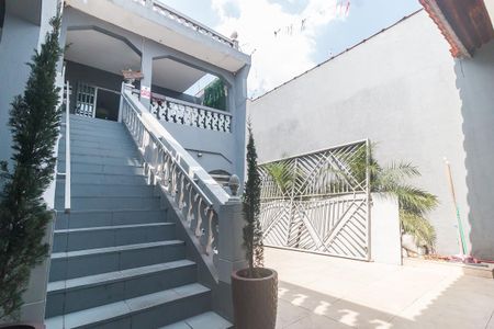 Casa para alugar com 420m², 4 quartos e 5 vagasEntrada