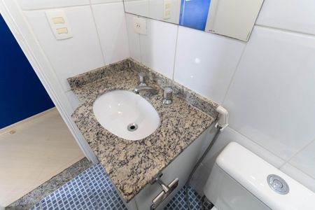 Apartamento à venda com 58m², 2 quartos e 1 vaga Apartamento à venda com 58m², 2 quartos e 1 vagaBanheiro da Suíte