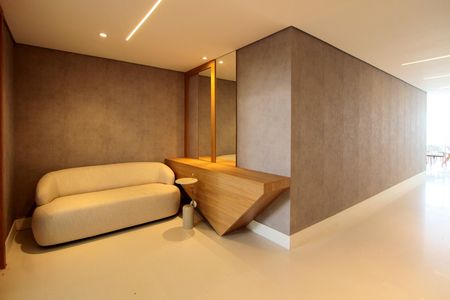 Casa de condomínio à venda com 850m², 4 quartos e 6 vagasHall de entrada