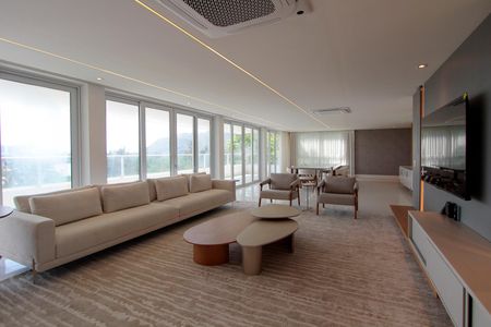 Casa de condomínio à venda com 850m², 4 quartos e 6 vagasSala