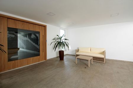 Casa de condomínio à venda com 850m², 4 quartos e 6 vagasEntrada