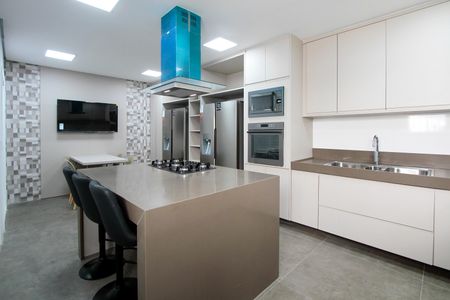 Casa de condomínio à venda com 850m², 4 quartos e 6 vagasCozinha