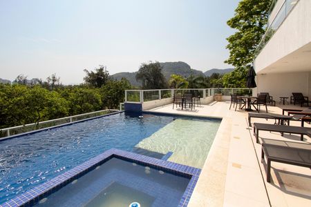 Casa de condomínio à venda com 850m², 4 quartos e 6 vagasPiscina 