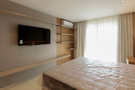 Casa de condomínio à venda com 850m², 4 quartos e 6 vagasSuíte 2