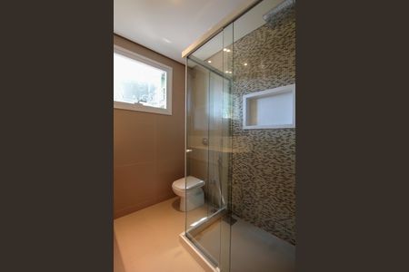 Casa de condomínio à venda com 850m², 4 quartos e 6 vagasBanheiro suíte 4