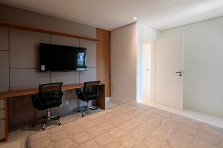 Casa de condomínio à venda com 850m², 4 quartos e 6 vagasSuíte 4