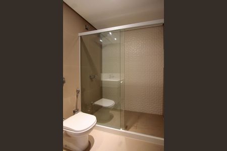 Casa de condomínio à venda com 850m², 4 quartos e 6 vagasBanheiro suíte 2