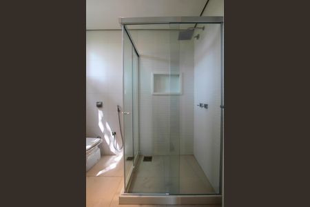 Casa de condomínio à venda com 850m², 4 quartos e 6 vagasBanheiro suíte 3