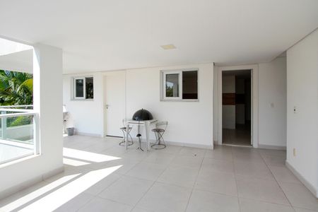 Casa de condomínio à venda com 850m², 4 quartos e 6 vagasÁrea de Serviço