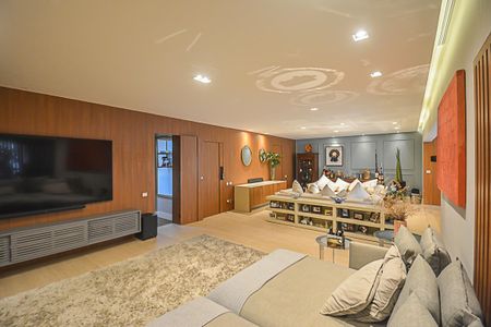 Apartamento à venda com 242m², 4 quartos e 3 vagasSala