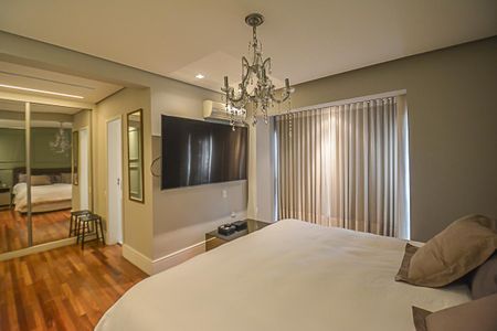 Apartamento à venda com 242m², 4 quartos e 3 vagasSuíte 1