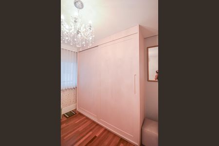 Apartamento à venda com 242m², 4 quartos e 3 vagasQuarto