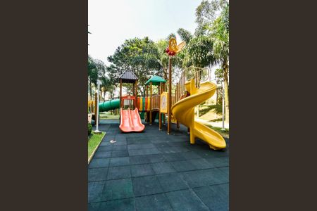 Apartamento à venda com 242m², 4 quartos e 3 vagasÁrea comum - Playground