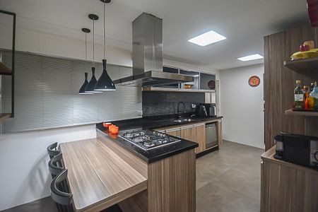 Apartamento à venda com 242m², 4 quartos e 3 vagasCozinha