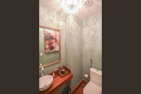 Apartamento à venda com 242m², 4 quartos e 3 vagasLavabo