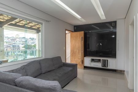 Casa para alugar com 100m², 3 quartos e 1 vaga Casa para alugar com 100m², 3 quartos e 1 vagaSala