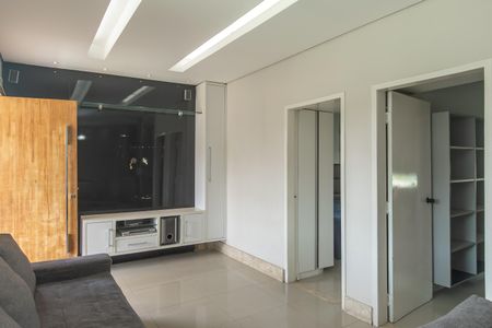 Casa para alugar com 100m², 3 quartos e 1 vaga Casa para alugar com 100m², 3 quartos e 1 vagaSala
