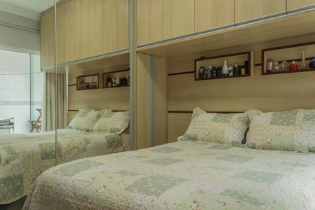 Casa à venda com 110m², 3 quartos e 2 vagasSuíte 1