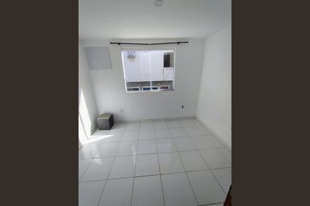 Foto 02 de casa de condomínio à venda com 2 quartos, 100m² em Vargem Grande, Rio de Janeiro