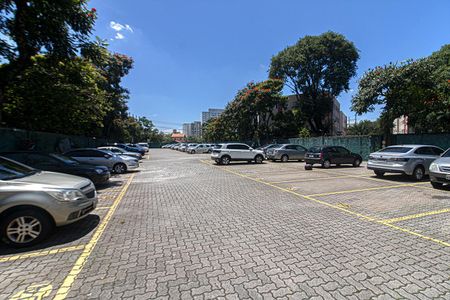 Apartamento à venda com 49m², 2 quartos e 1 vaga Apartamento à venda com 49m², 2 quartos e 1 vagaÁrea comum