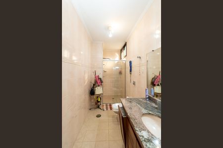 Casa à venda com 380m², 3 quartos e 5 vagas Casa à venda com 380m², 3 quartos e 5 vagasBanheiro da Suíte 3