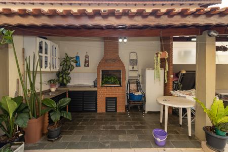 Casa à venda com 380m², 3 quartos e 5 vagas Casa à venda com 380m², 3 quartos e 5 vagasQuintal Gourmet