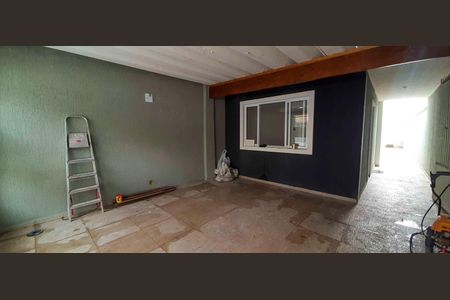 Casa à venda com 125m², 3 quartos e 2 vagas Casa à venda com 125m², 3 quartos e 2 vagasGaragem