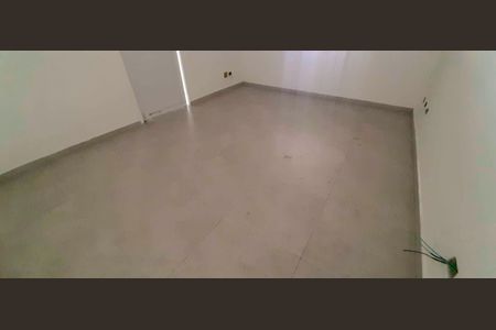 Casa à venda com 125m², 3 quartos e 2 vagas Casa à venda com 125m², 3 quartos e 2 vagasSala