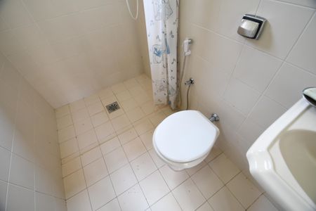 Casa de condomínio para alugar com 487m², 4 quartos e 3 vagasEdícula