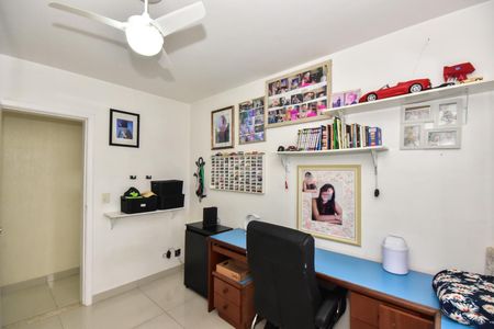 Apartamento à venda com 173m², 4 quartos e 3 vagasQuarto