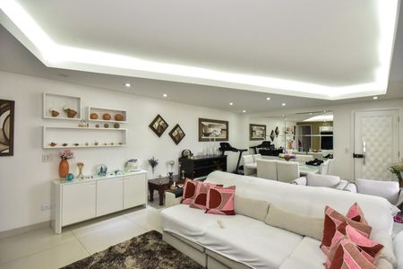 Apartamento à venda com 173m², 4 quartos e 3 vagasSala