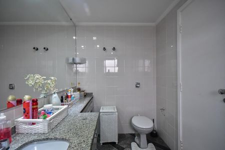 Apartamento à venda com 173m², 4 quartos e 3 vagasBanheiro Suíte 2