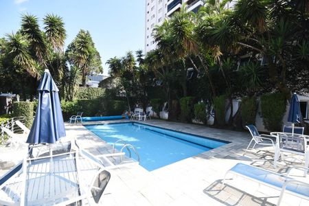 Apartamento à venda com 173m², 4 quartos e 3 vagasPiscina