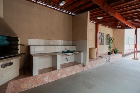 Apartamento para alugar com 62m², 2 quartos e 1 vaga Apartamento para alugar com 62m², 2 quartos e 1 vagaÁrea comum - Churrasqueira