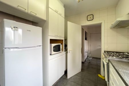 Apartamento à venda com 266m², 3 quartos e 3 vagasCozinha