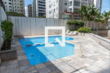 Apartamento à venda com 266m², 3 quartos e 3 vagasPiscina