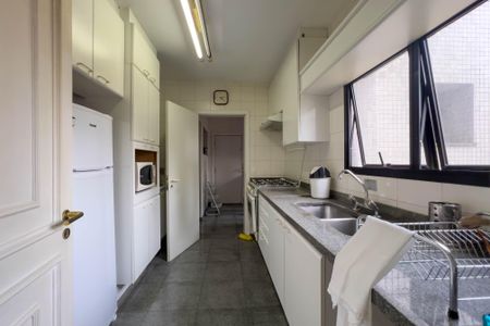 Apartamento à venda com 266m², 3 quartos e 3 vagasCozinha