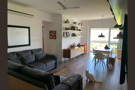 Apartamento à venda com 101m², 2 quartos e 2 vagasFoto 01