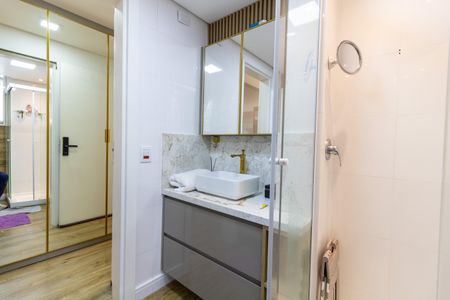 Apartamento à venda com 165m², 3 quartos e 2 vagasBanheiro da Suíte