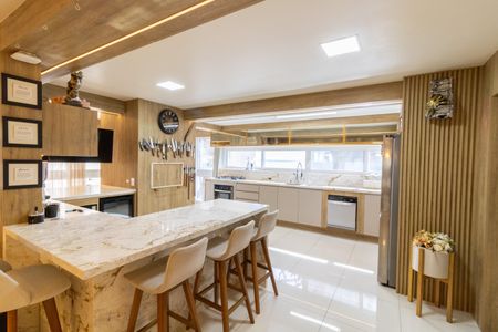 Apartamento à venda com 165m², 3 quartos e 2 vagasCozinha