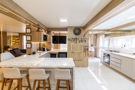 Apartamento à venda com 165m², 3 quartos e 2 vagasCozinha