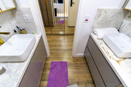 Apartamento à venda com 165m², 3 quartos e 2 vagasBanheiro da Suíte