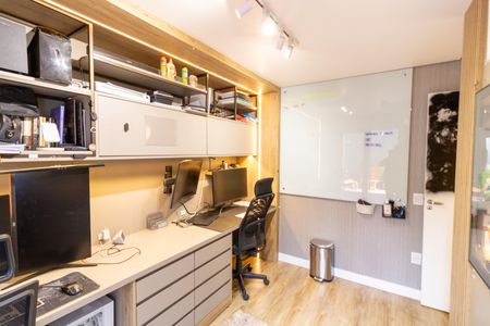 Apartamento à venda com 165m², 3 quartos e 2 vagasQuarto 2