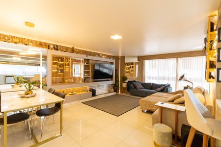 Sala de apartamento à venda com 3 quartos, 165m² em Cristal, Porto Alegre