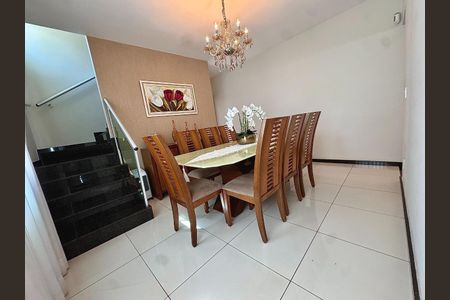 Casa à venda com 3 quartos, 253m² em Santa Amelia, Belo Horizonte