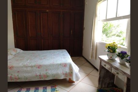 Casa à venda com 3 quartos, 235m² em Piratininga, Niterói