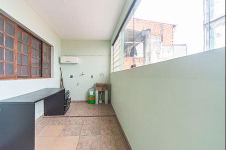 Casa para alugar com 315m², 3 quartos e 8 vagas Casa para alugar com 315m², 3 quartos e 8 vagasÁrea de Serviço