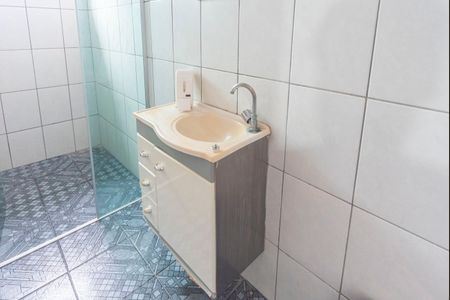 Casa para alugar com 315m², 3 quartos e 8 vagas Casa para alugar com 315m², 3 quartos e 8 vagasBanheiro da Edícula