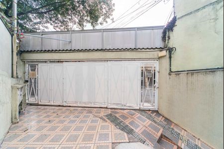 Casa para alugar com 315m², 3 quartos e 8 vagas Casa para alugar com 315m², 3 quartos e 8 vagasQuintal